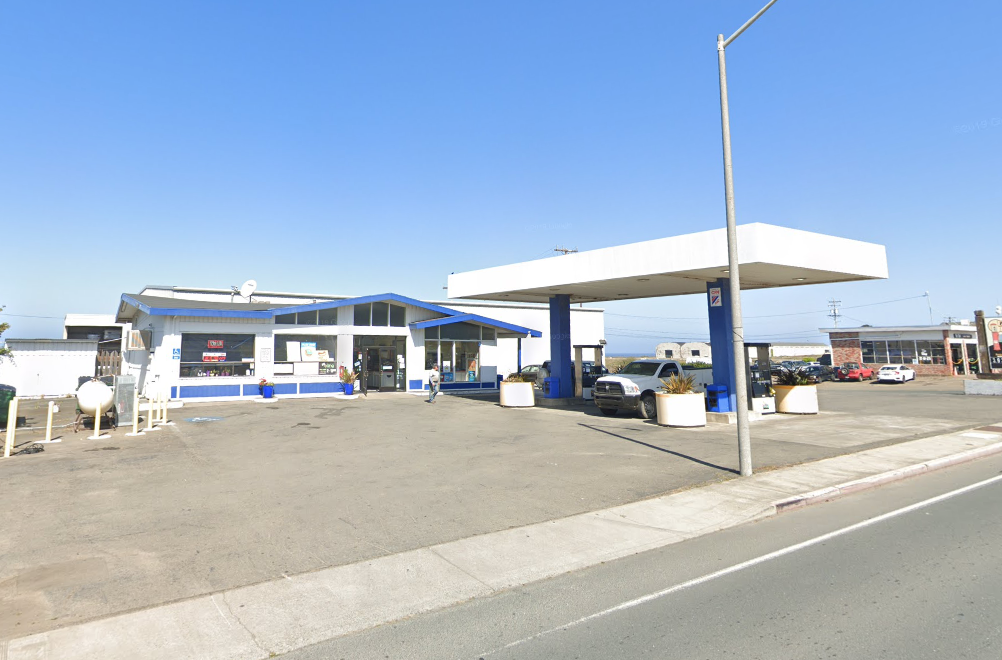 Convenience Store w/ Gas Station and Real Estate!